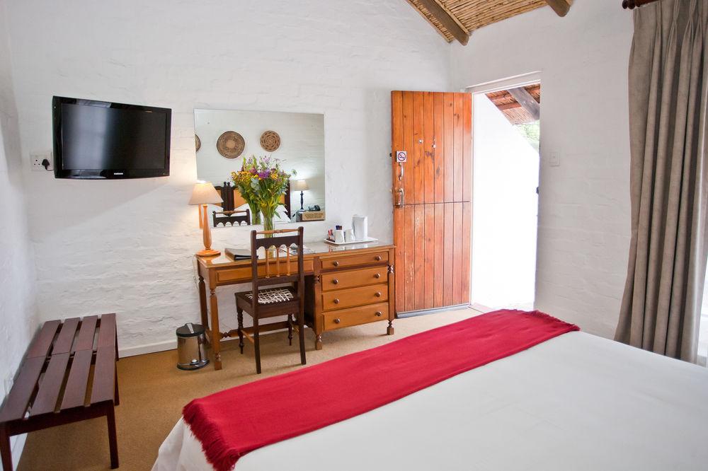 Protea Hotel By Marriott Oudtshoorn Riempie Estate Экстерьер фото