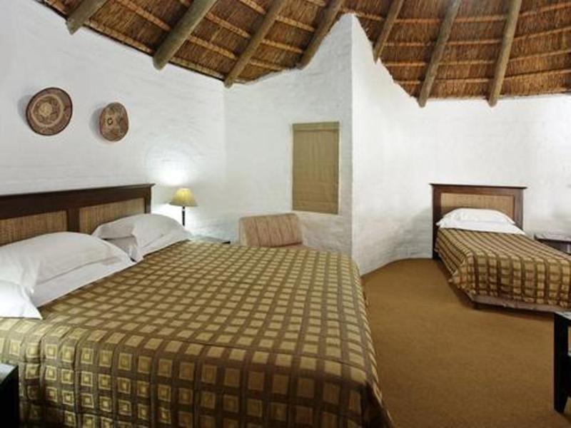 Protea Hotel By Marriott Oudtshoorn Riempie Estate Экстерьер фото