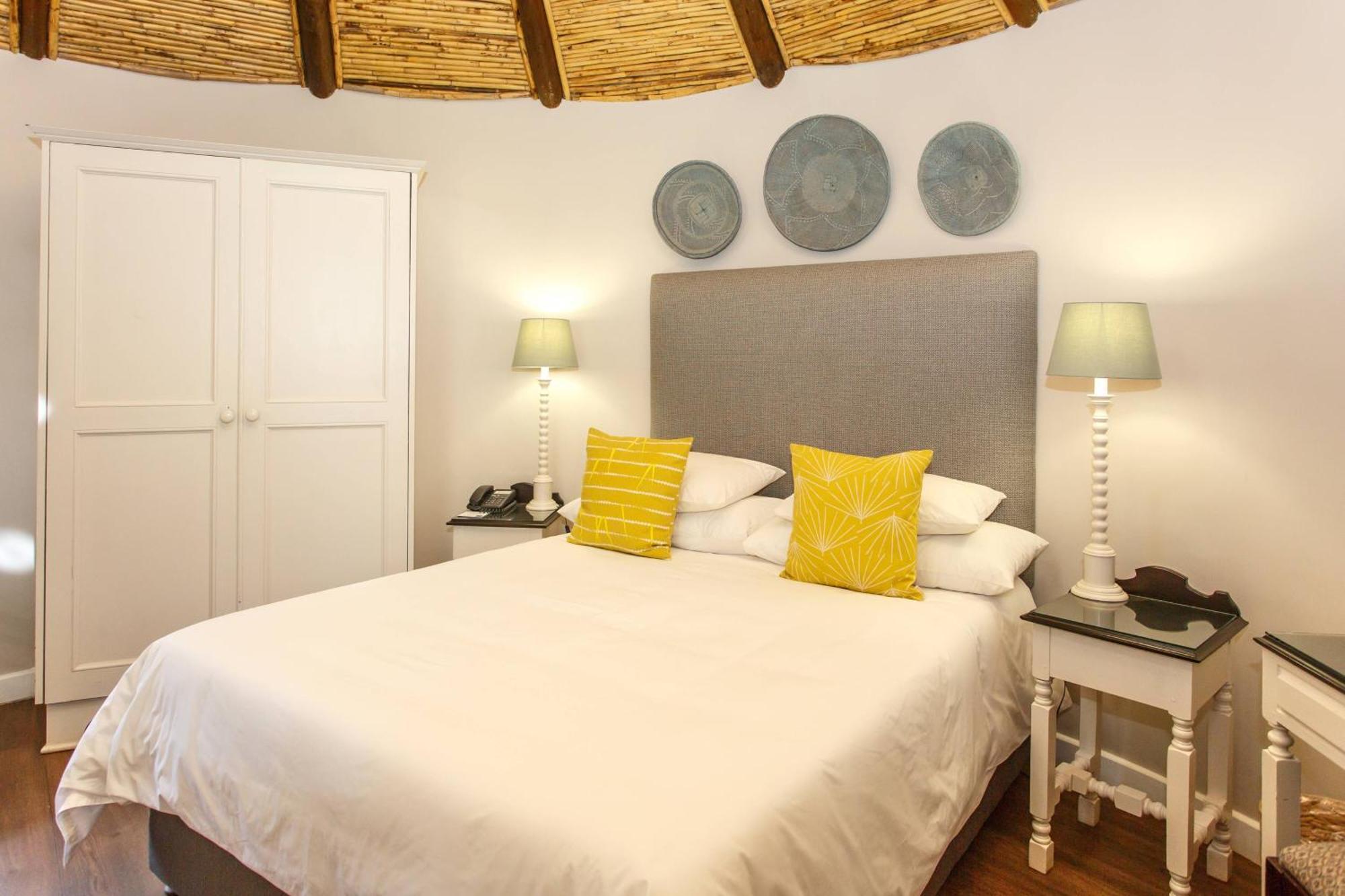 Protea Hotel By Marriott Oudtshoorn Riempie Estate Экстерьер фото