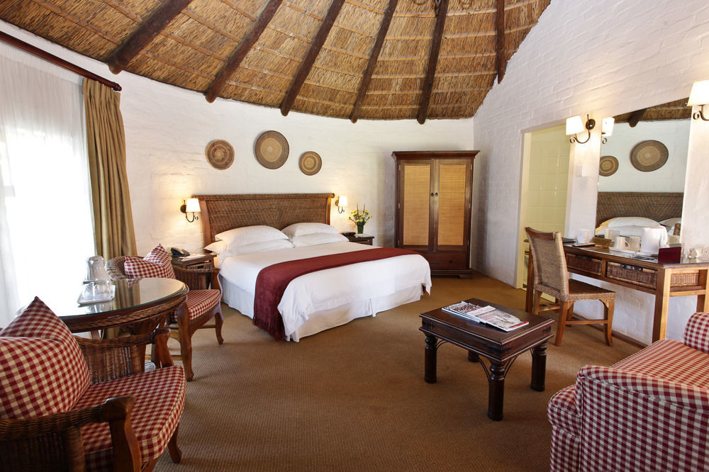 Protea Hotel By Marriott Oudtshoorn Riempie Estate Экстерьер фото