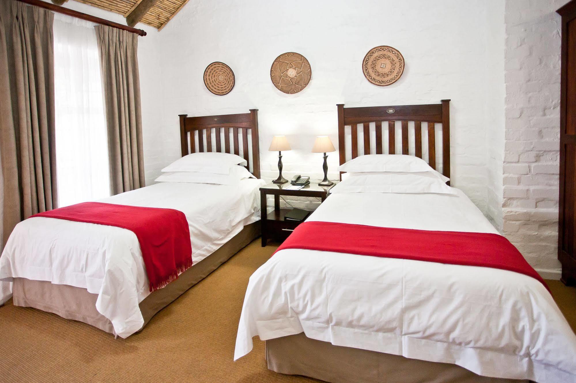 Protea Hotel By Marriott Oudtshoorn Riempie Estate Экстерьер фото