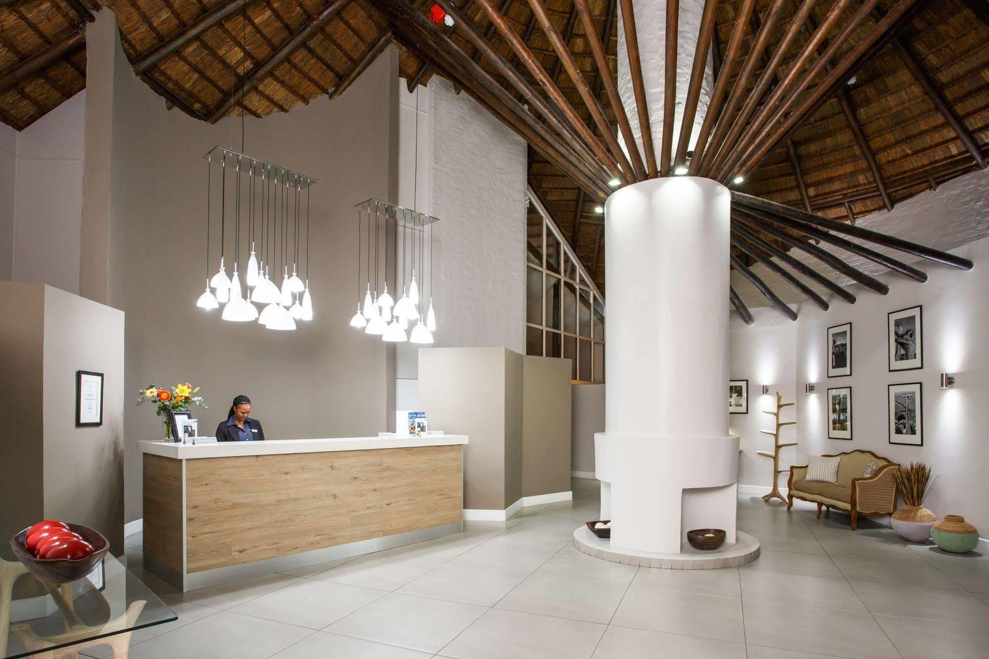 Protea Hotel By Marriott Oudtshoorn Riempie Estate Экстерьер фото